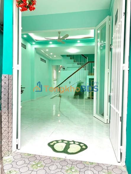 Nhà riêng CMT8 Q10 48m2 17 triệu - Sẵn sàng ở ngay