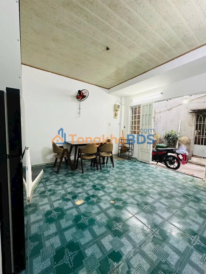 Nhà nguyên căn Bùi Đình Túy P.12 33m2 8tr - Sẵn sàng ở ngay