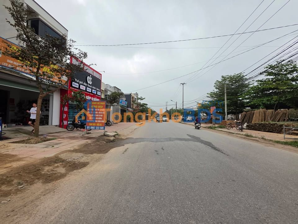 Đất nền Thị trấn Kim Long 100m² - Đường to ô tô