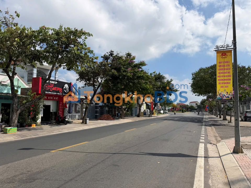 Nhà mặt tiền 27/4 Bà Rịa 57m² 3.2 tỷ - Mặt tiền kinh doanh