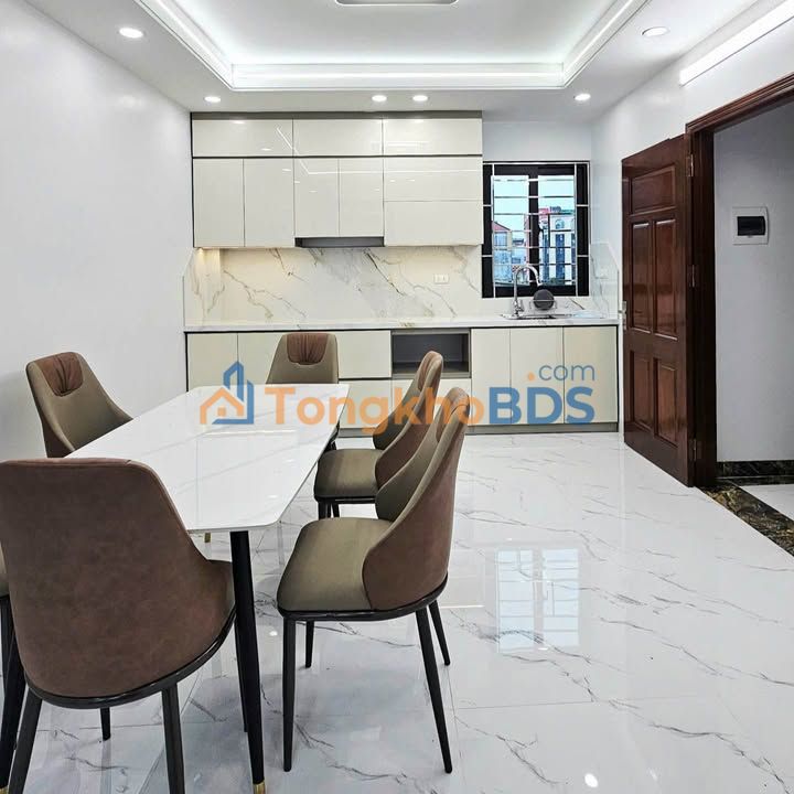 Nhà Nguyễn Thái Học Ba Đình 24m² 5 tỷ - Chính chủ bán