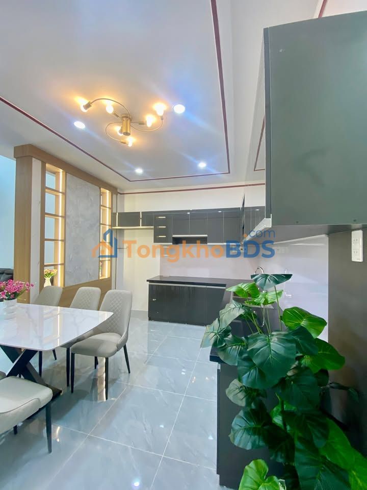 Nhà riêng Ỷ Lan Pleiku 120m² 1,85 tỷ - Sẵn sàng ở ngay