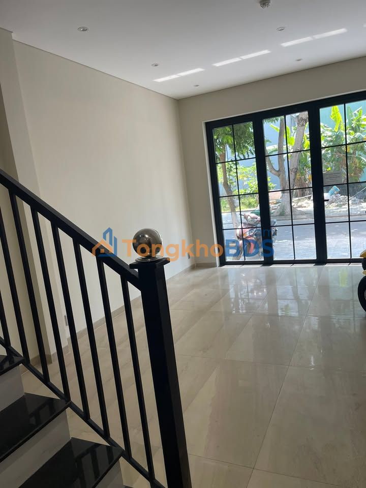 Mặt bằng Sơn Trà 8 triệu - Mặt tiền kinh doanh đắc địa