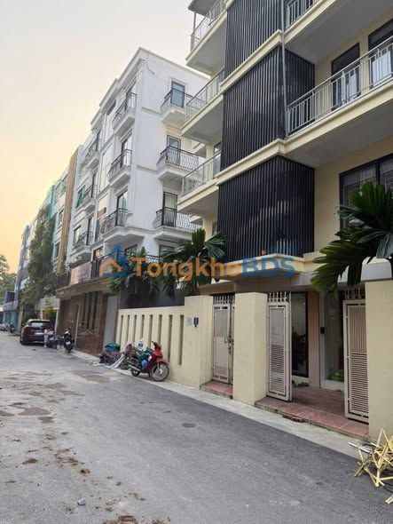 Nhà Mộ Lao Hà Đông 86m² - Ô tô vào tận nhà