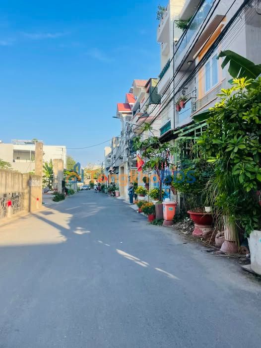 Đất Đỗ Xuân Hợp Phước Long B 63m² 6 tỷ - Đường to ô tô