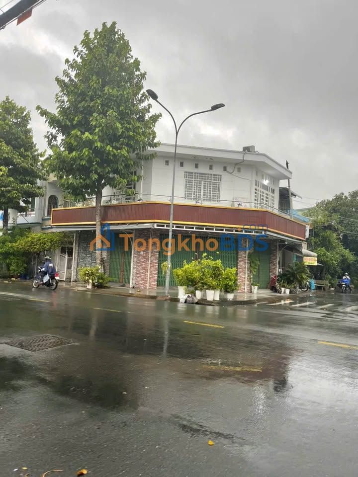 Nhà phố Long Xuyên 80m² giá 6 tỷ - Mặt tiền kinh doanh