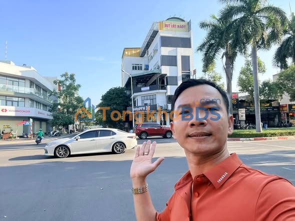 Nhà phố Dĩ An GS1 94m² giá 14.999 tỷ - Mặt tiền kinh doanh