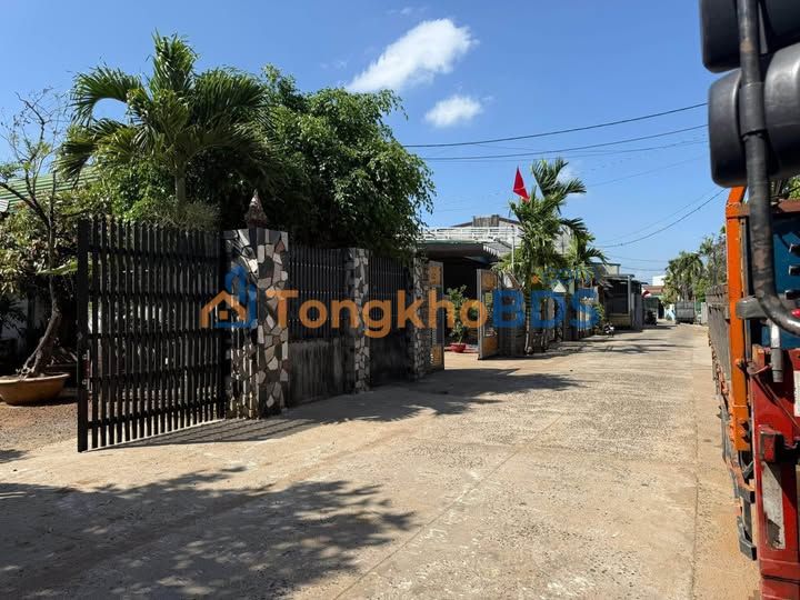 Nhà nguyên căn Lê Văn An 40m² 4 triệu - Sẵn sàng vào ở