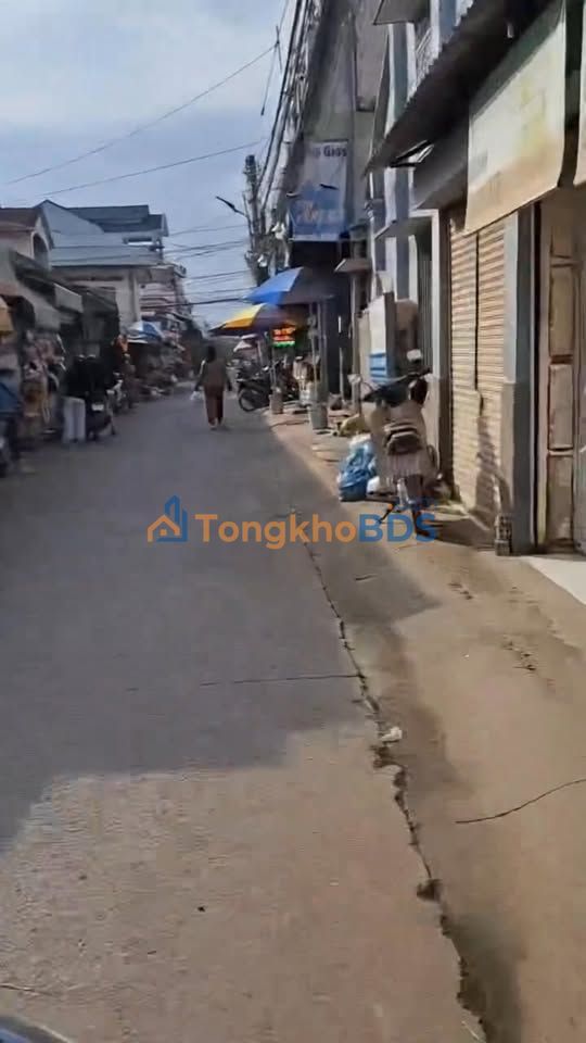 Nhà riêng Chợ Đức Hòa 200m² thỏa thuận - Chính chủ bán