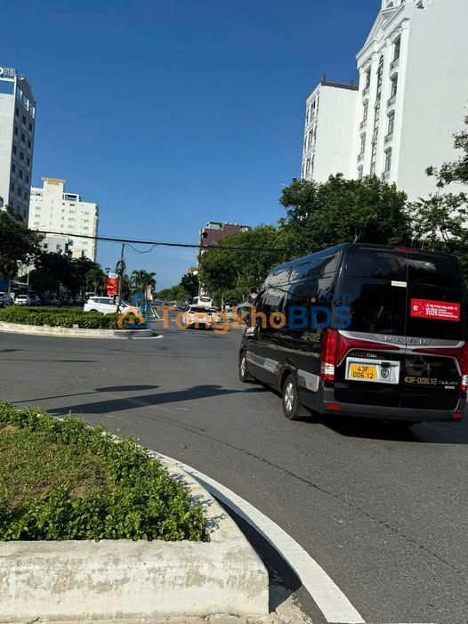 Đất nền Hồ Xuân Hương Hai Bà Trưng 200m² 54 tỷ - Đường to ô tô