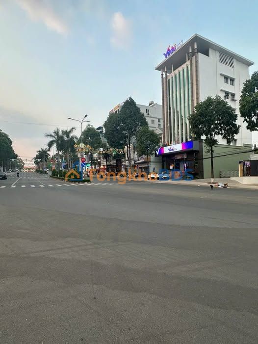 Nhà mặt tiền Hùng Vương Đồng Xoài 119m² 9.5 tỷ - Chính chủ