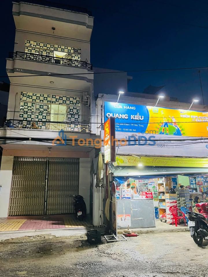 Nhà Nguyễn Bỉnh Khiêm Nha Trang 62m² 11 tỷ - Chính chủ bán