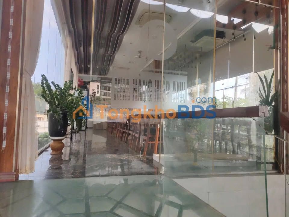 Nhà hàng Bãi Cháy 3 tầng 35 triệu - Sẵn sàng khai thác