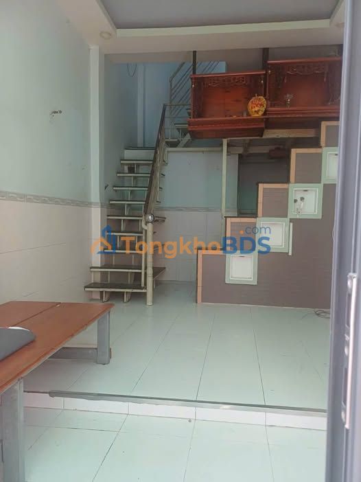 Nhà nguyên căn Lạc Long Quân Q11 7 triệu - Giá tốt hiếm có