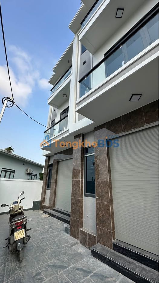 Nhà 3 tầng Hồng Thái 47m² 2.3 tỷ - Chính chủ bán gấp