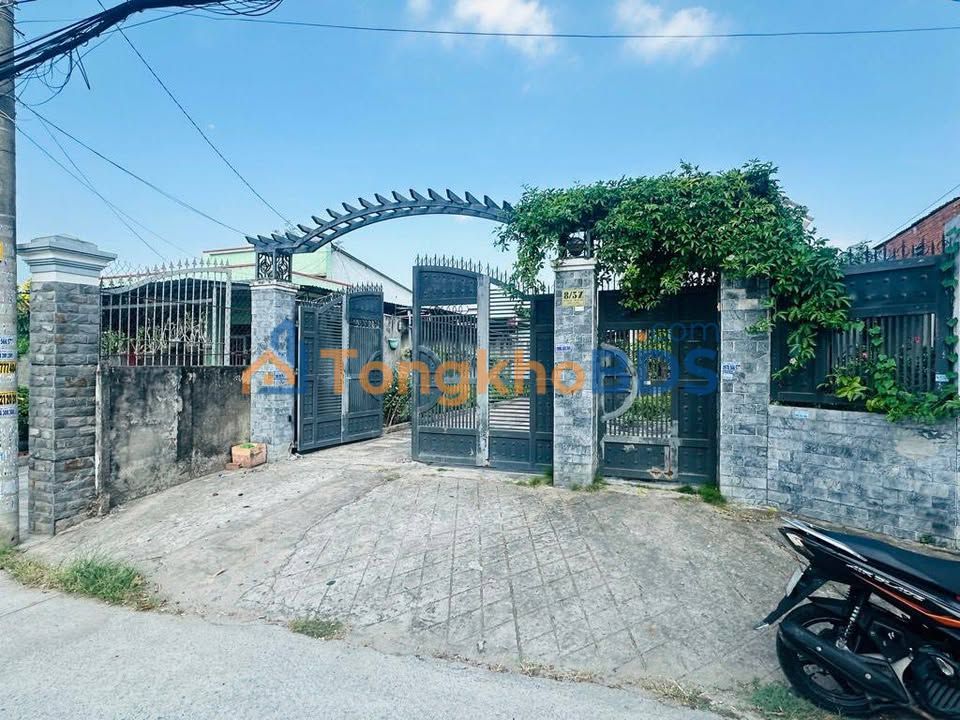 Townhouse Tan Hiep Hoc Mon 500m2 16 ty - Duong o to rong