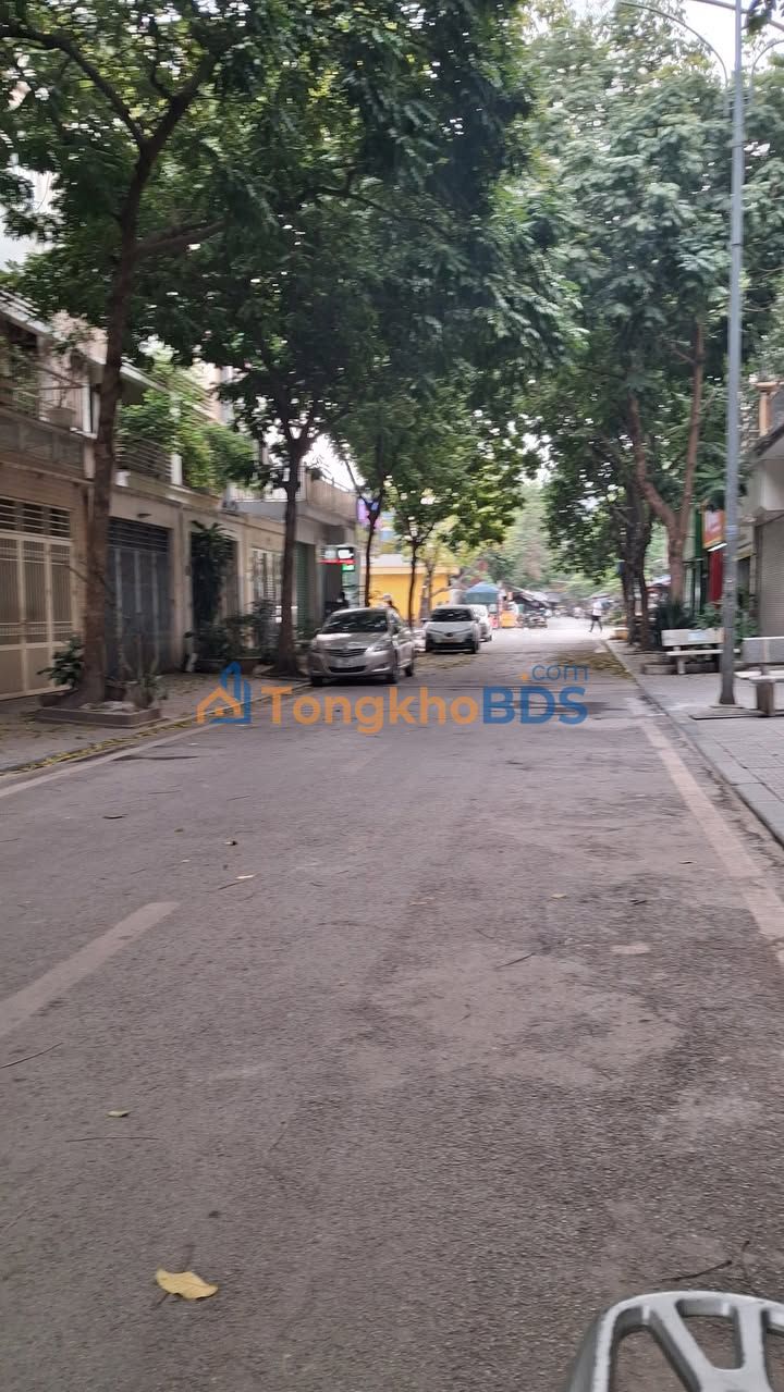 Townhouse Văn Quán 85m² giá 21.9 tỷ - Mặt tiền kinh doanh