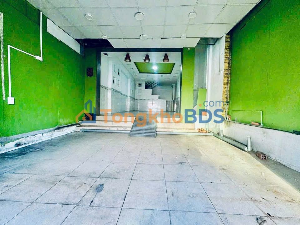 Nhà nguyên căn Dương Bá Trạc Q8 100m² 26 triệu - Ô tô vào nhà