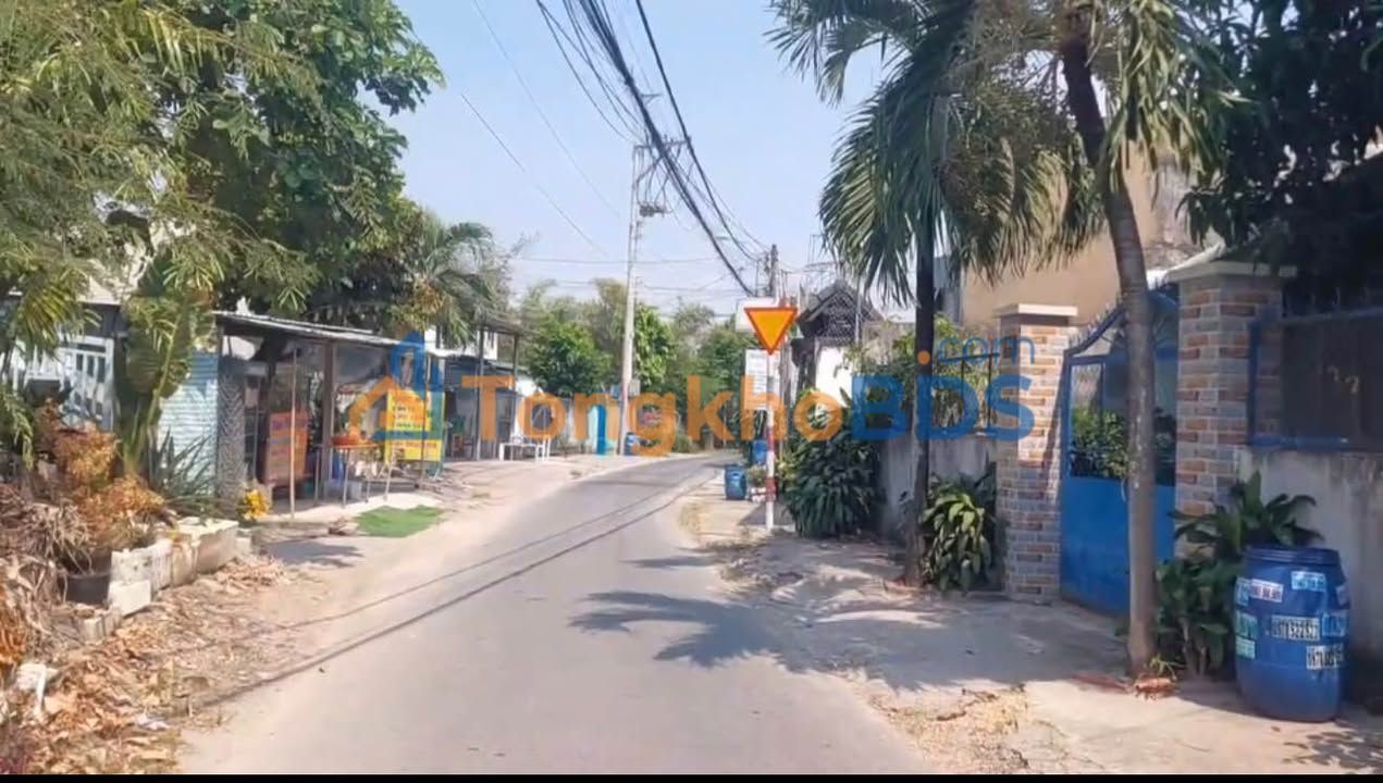 Nhà cấp 4 Hòa Phú Củ Chi 200m² 3.6 tỷ - Ô tô vào nhà