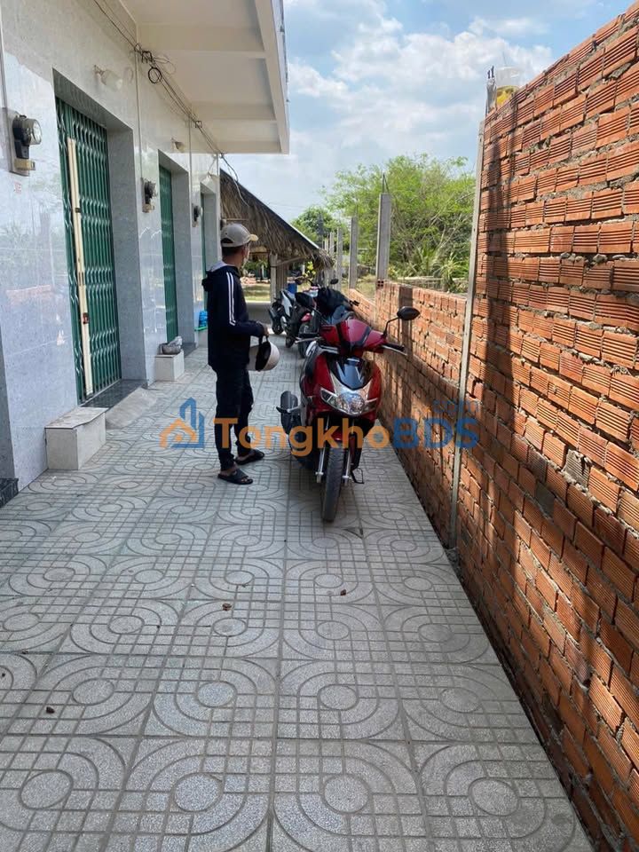 Nhà trệt lầu Đức Hòa 32m² 2 triệu - Sẵn sàng ở ngay