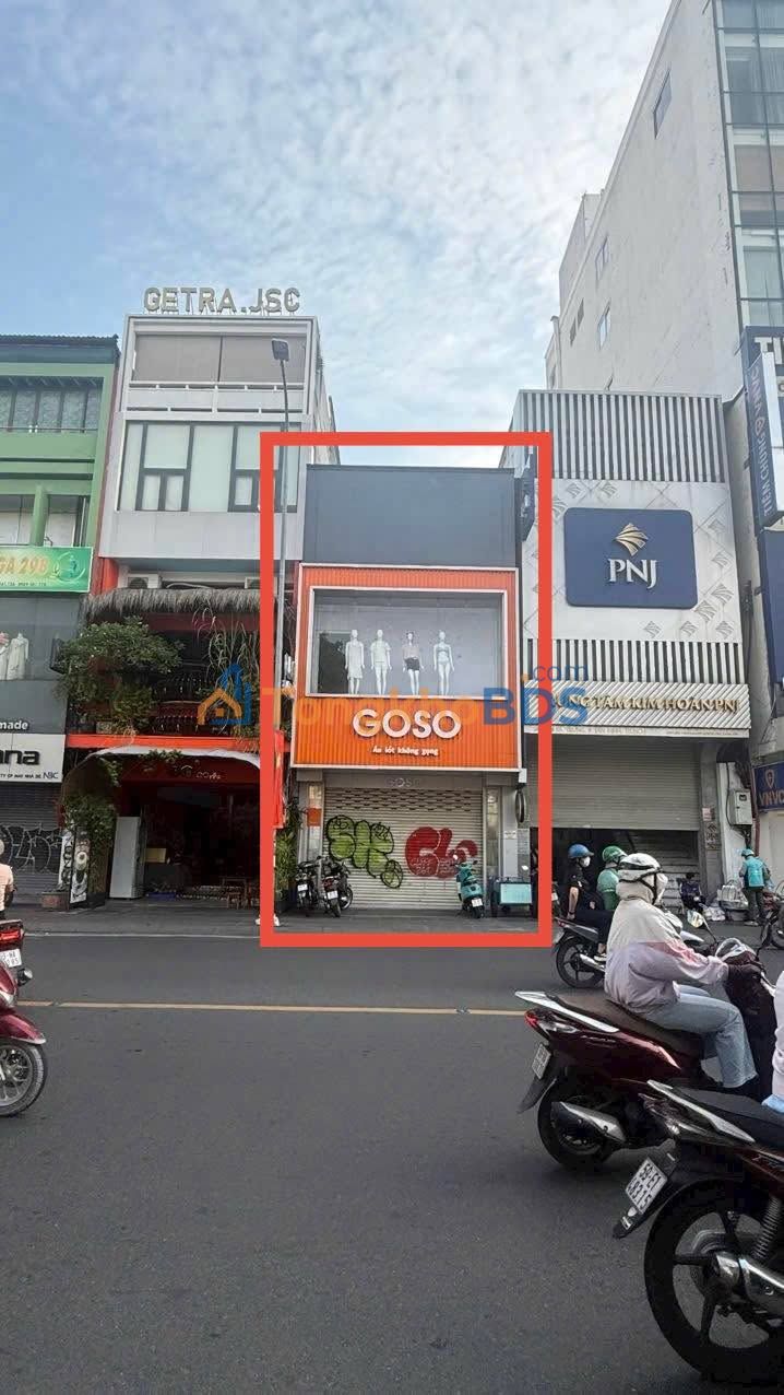 Nhà phố Hai Bà Trưng Q1 150m² - KD mặt tiền đắt giá