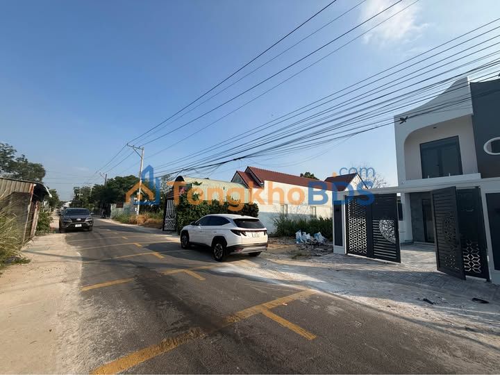 Nhà riêng Tân Định Bến Cát 180m² 2.65 tỷ - Chính chủ ở ngay