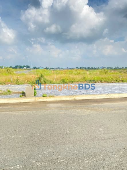 Townhouse Lương Hòa 90m² 2.3 tỷ - Vị trí đắc địa