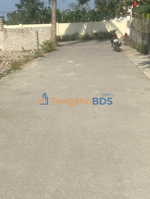 Dat nen Quang Thinh Thanh Hoa 90m2 840 trieu - Duong to o to