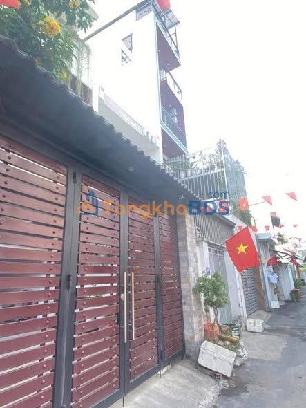 Nhà riêng Thủ Đức 80m² giá 9,2 tỷ - Ô tô vào tận nhà