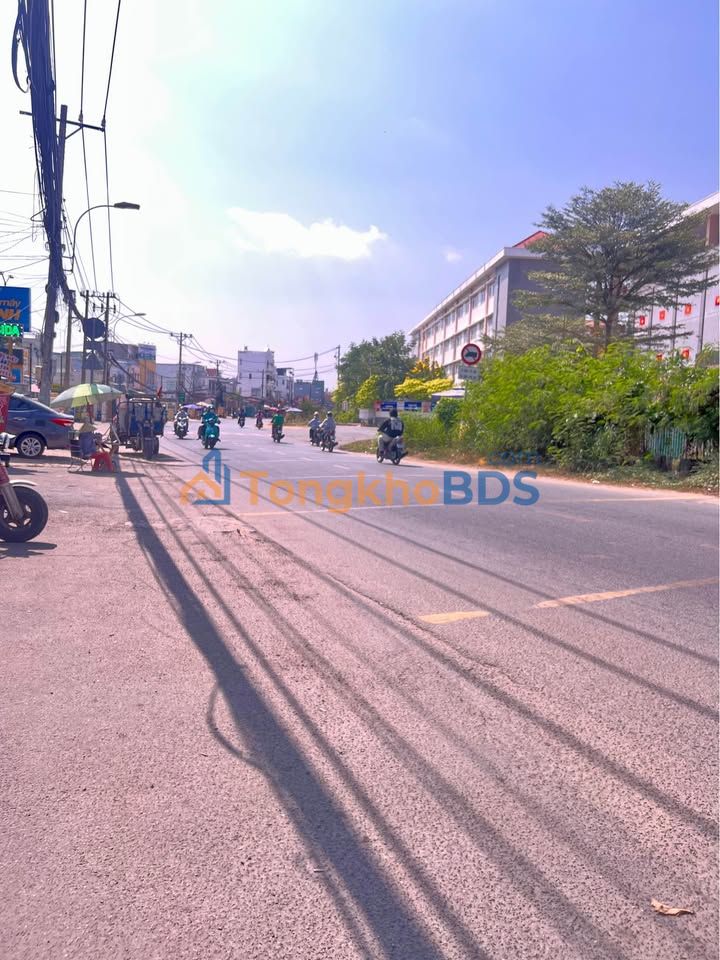 Đất nền Đường 182 Thủ Đức 360m² giá 15 tỷ - Sổ đỏ chính chủ, xây khu vườn