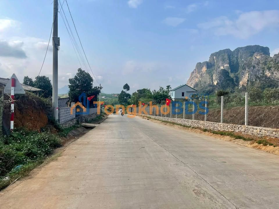 Đất nền Tân Phong Cao Phong 2000m² 2 tỷ - Đường to ô tô