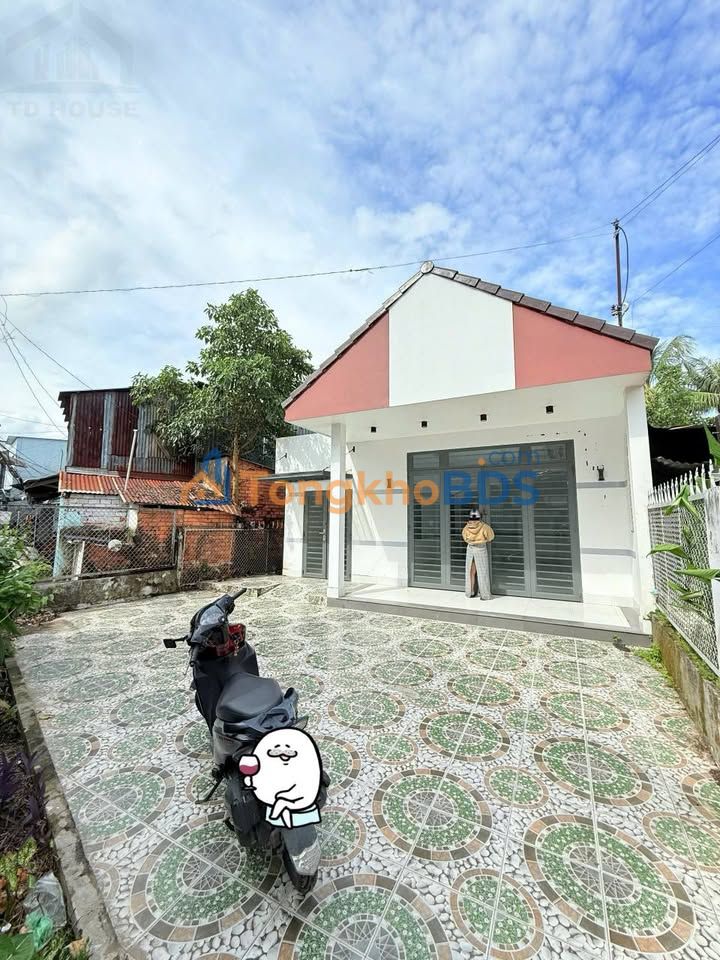 Nhà nguyên căn Xóm Chài Cần Thơ 200m2 4tr - Sẵn sàng ở ngay