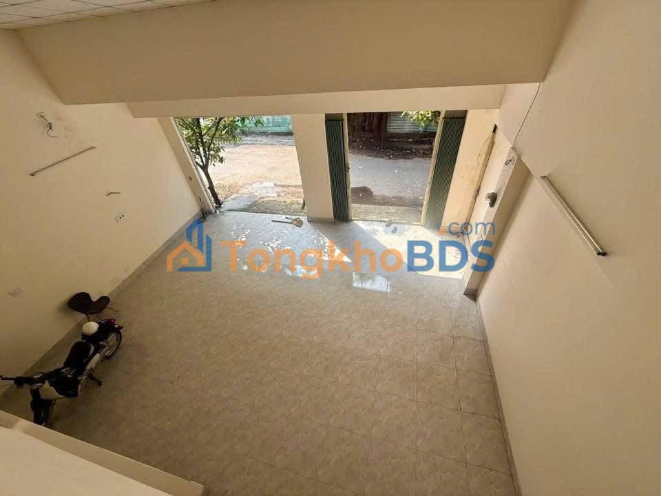 Nhà phố Đông Thạnh Hóc Môn 96m² 7 triệu/tháng - Mặt tiền kinh doanh