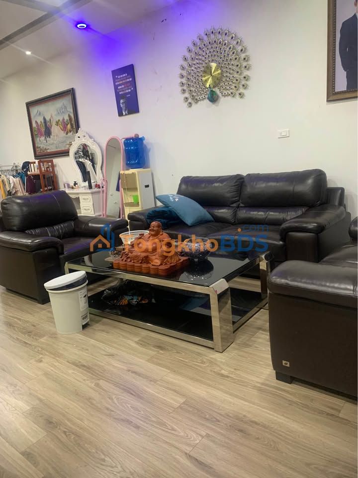 Nhà Khu D Nam Đầm Vạc 120m² 5 tỷ - Full nội thất