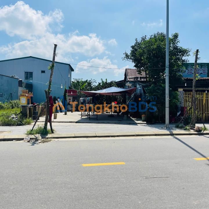 Đất mặt tiền Bùi Thị Xuân 140m² 3,8 tỷ - Đường to ô tô