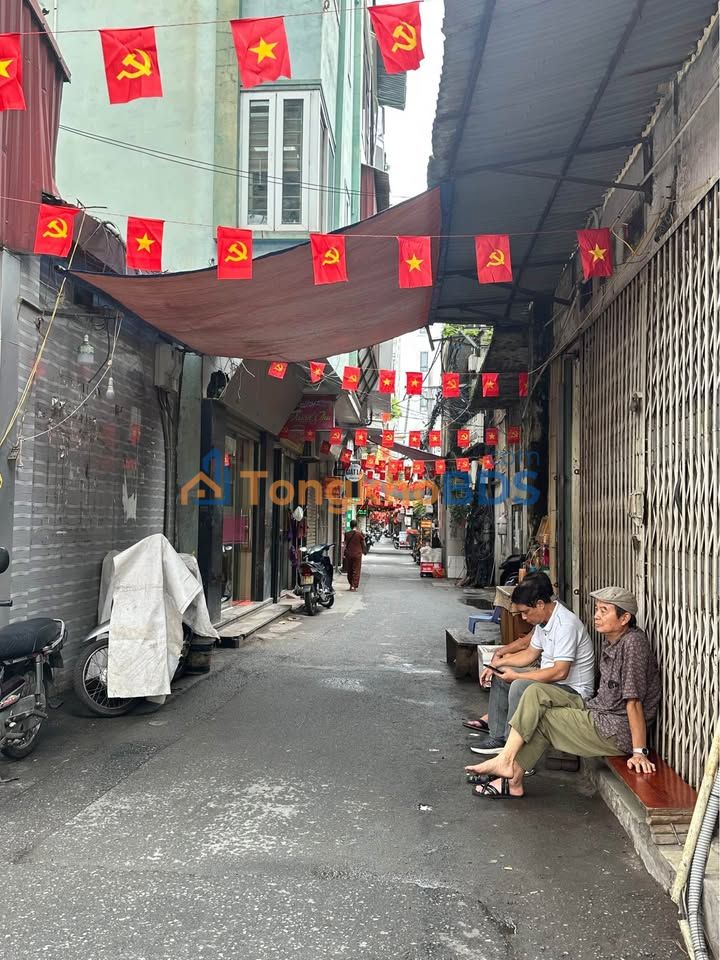 Nhà Nguyễn Khánh Toàn, Cầu Giấy 48m² 11,3 tỷ - Ô tô vào tận nhà