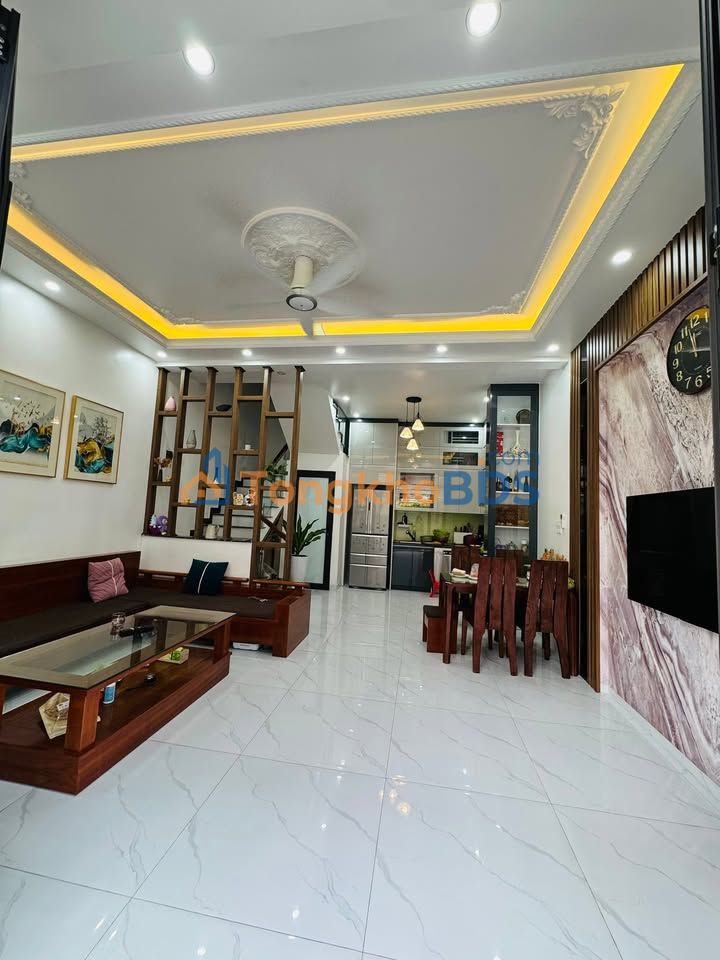 Nhà Thành phố Sao Sáng 40m² 3,95 tỷ - Full nội thất
