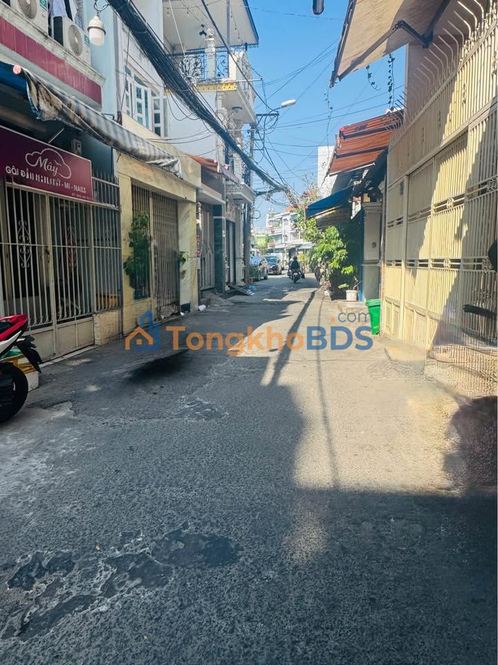 Nhà Dạ Nam Q8 36m² 6.8 tỷ - Ô tô vào nhà