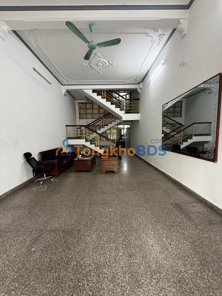 Nhà mặt đường Yết Kiêu Móng Cái - Thỏa thuận, sẵn ở ngay