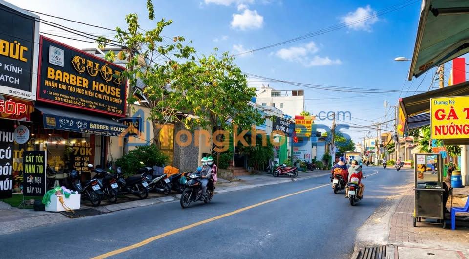 Nhà 3 tầng Đình Phong Phú 54m² 6.48 tỷ - Sẵn sàng ở ngay