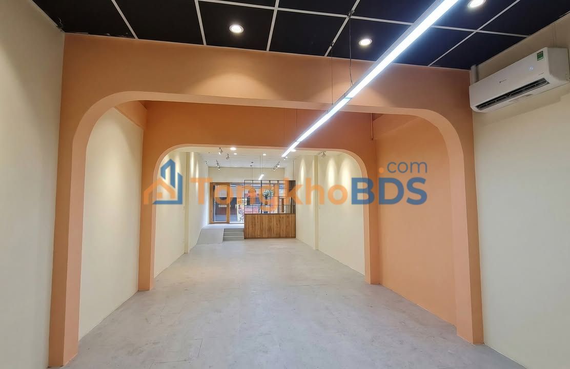 Nhà mặt tiền Dương Đình Hội 165m² 15 triệu - KD đắc địa