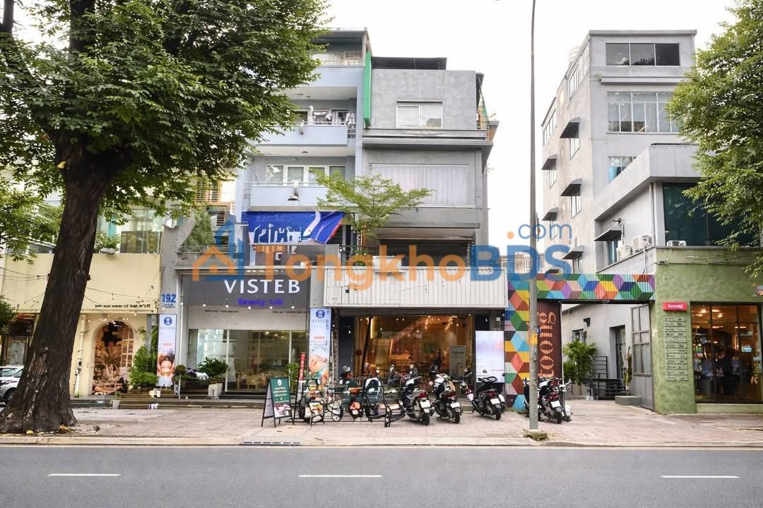 Nhà phố Võ Thị Sáu Q3 90m² giá 65 triệu - Mặt tiền kinh doanh