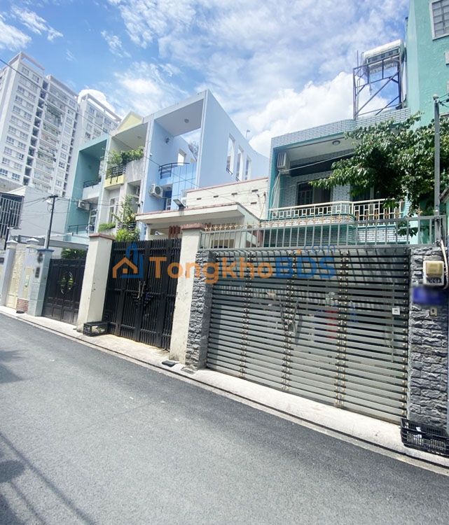 Nhà Nguyễn Hồng Đào Tân Bình 110m² 15.5 tỷ - Ô tô vào nhà