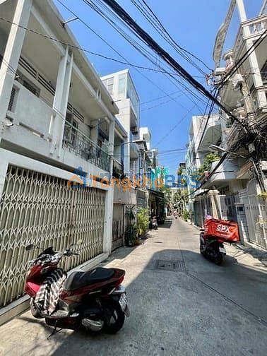 Nhà hẻm xe tải 6m Lạc Long Quân Tân Bình 76m² - Chính chủ cần vốn gấp