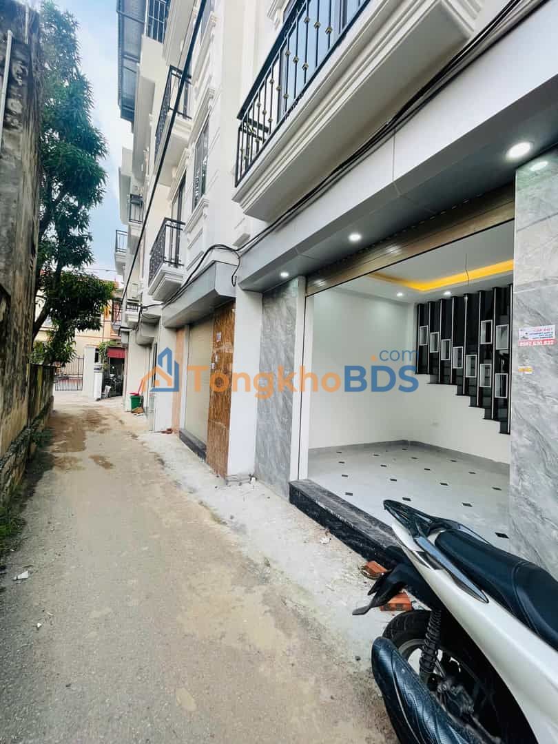 Nhà Tiền Yên Hoài Đức 42m² 5.2 tỷ - Ô tô vào nhà ngay