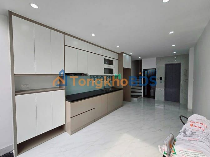 Nhà Văn Cao Liễu Giai 75m² giá 29 tỷ - Ô tô vào tận nhà