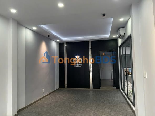 Nhà nguyên căn Trần Khánh Dư Q1 94m² thỏa thuận - Ô tô vào nhà