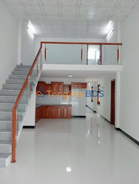 Nhà nguyên căn Hòa Liên 135m2 5.5 triệu Ô tô vào tận nhà