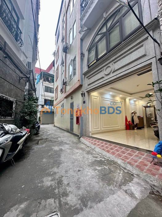 Nhà riêng Long Biên Nguyễn Văn Cừ 43m² 16.5 tỷ - Ô tô vào nhà