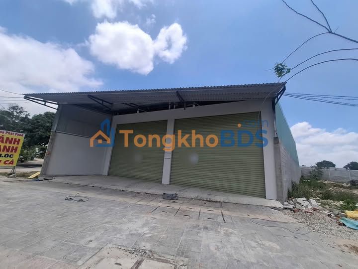 Warehouse Phú Mỹ 400m² giá 25 triệu - Hoạt động ngay